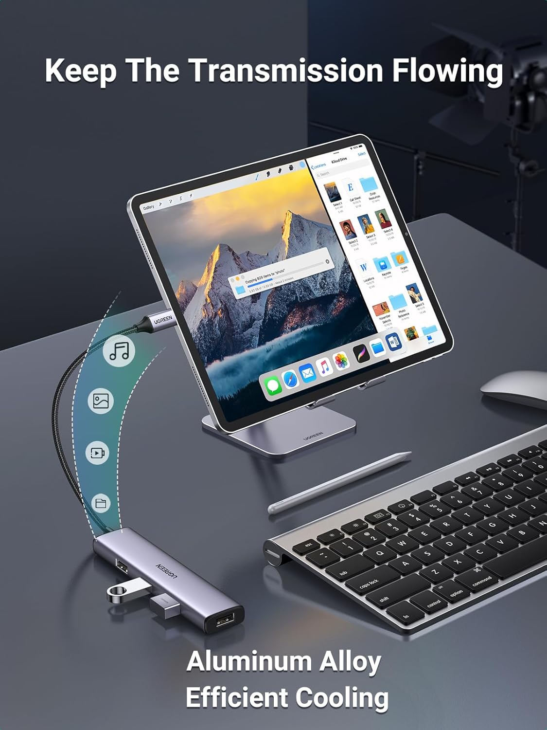 UGREEN 20841 Aluminum 4 in 1 USB C to USB 3.0 Hub — connection and usage detail 1