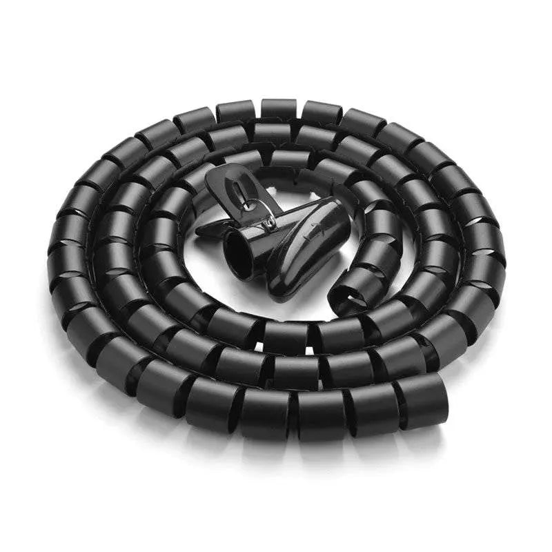 UGREEN PE Spiral Cable Management Sleeve, 1.5m (30818) — connection and usage detail 1