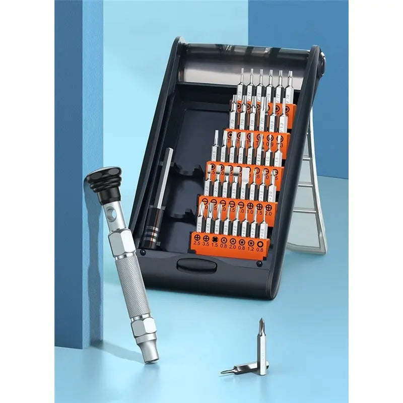 UGREEN CM372 80459 38-in-1 Precision Screwdriver Set — connection and usage detail 2